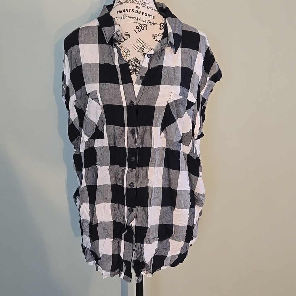 Black and White Plaid Button Down - Picture 1 of 5